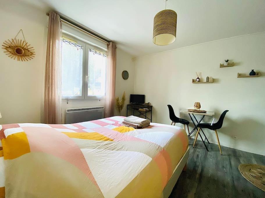 勒芒Au Calme Confort & Proche Centre公寓 外观 照片